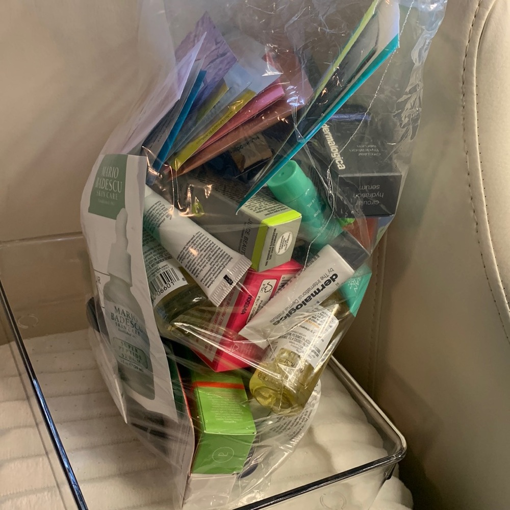 Skincare super sampler bundle